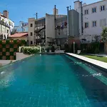 Bright 1 Bdr Apartment W/ Pool View By Lovelystay