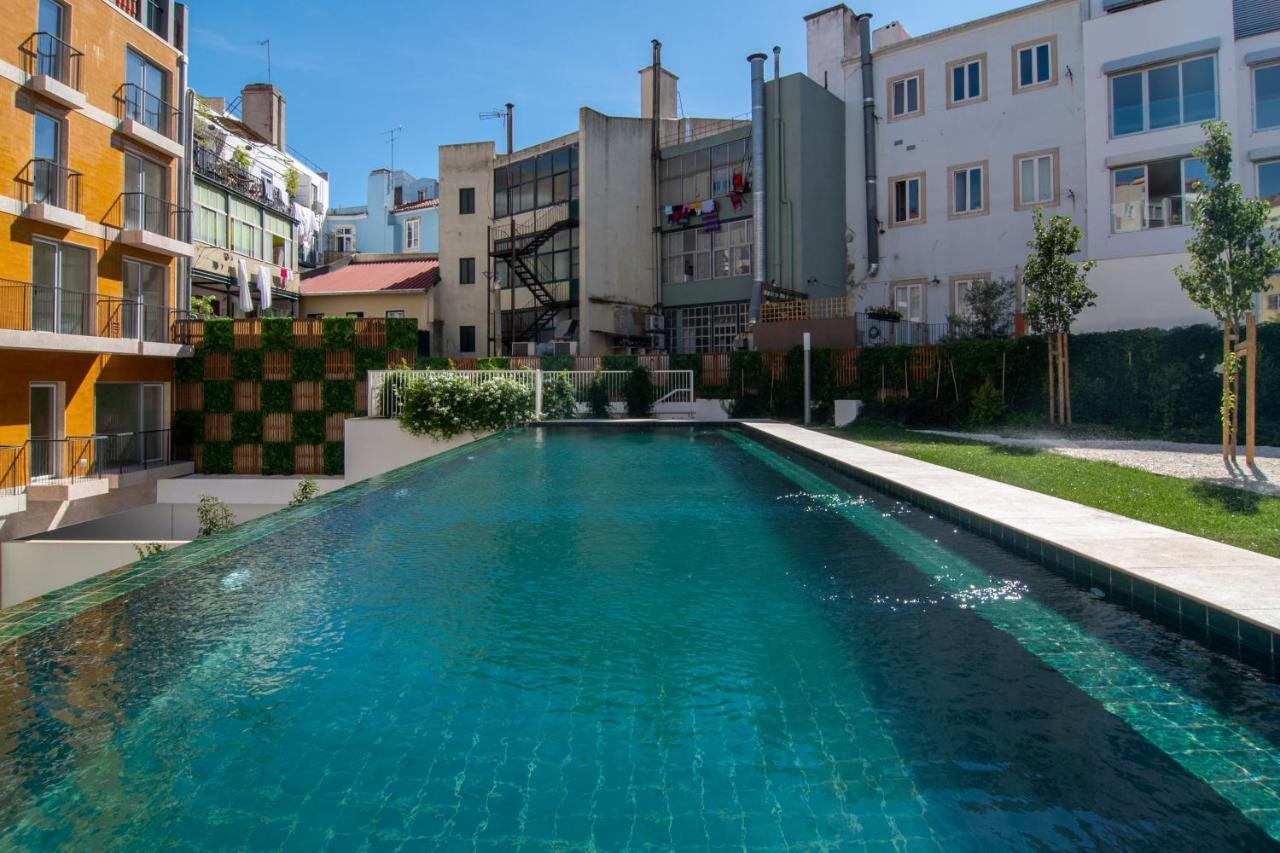 Bright 1 Bdr W/ Pool View By Lovelystay *