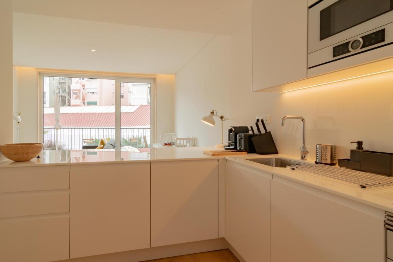 Bright 1 Bdr W/ Pool View By Lovelystay Lejlighed